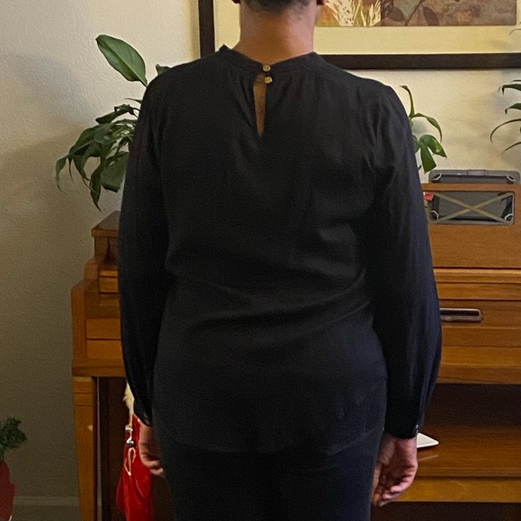 *Brand New w/tags* Lucky Brand Black Top - Picture 3 of 5